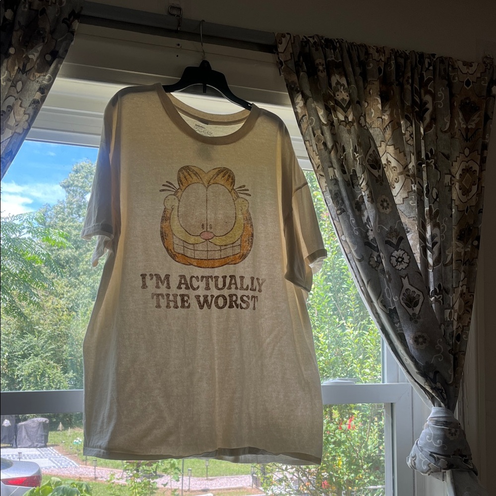 Nickelodeon Beige Garfield Tee